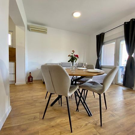 West Apartments Zadar Buitenkant foto