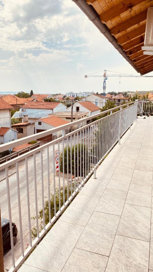 West Apartments Zadar Buitenkant foto