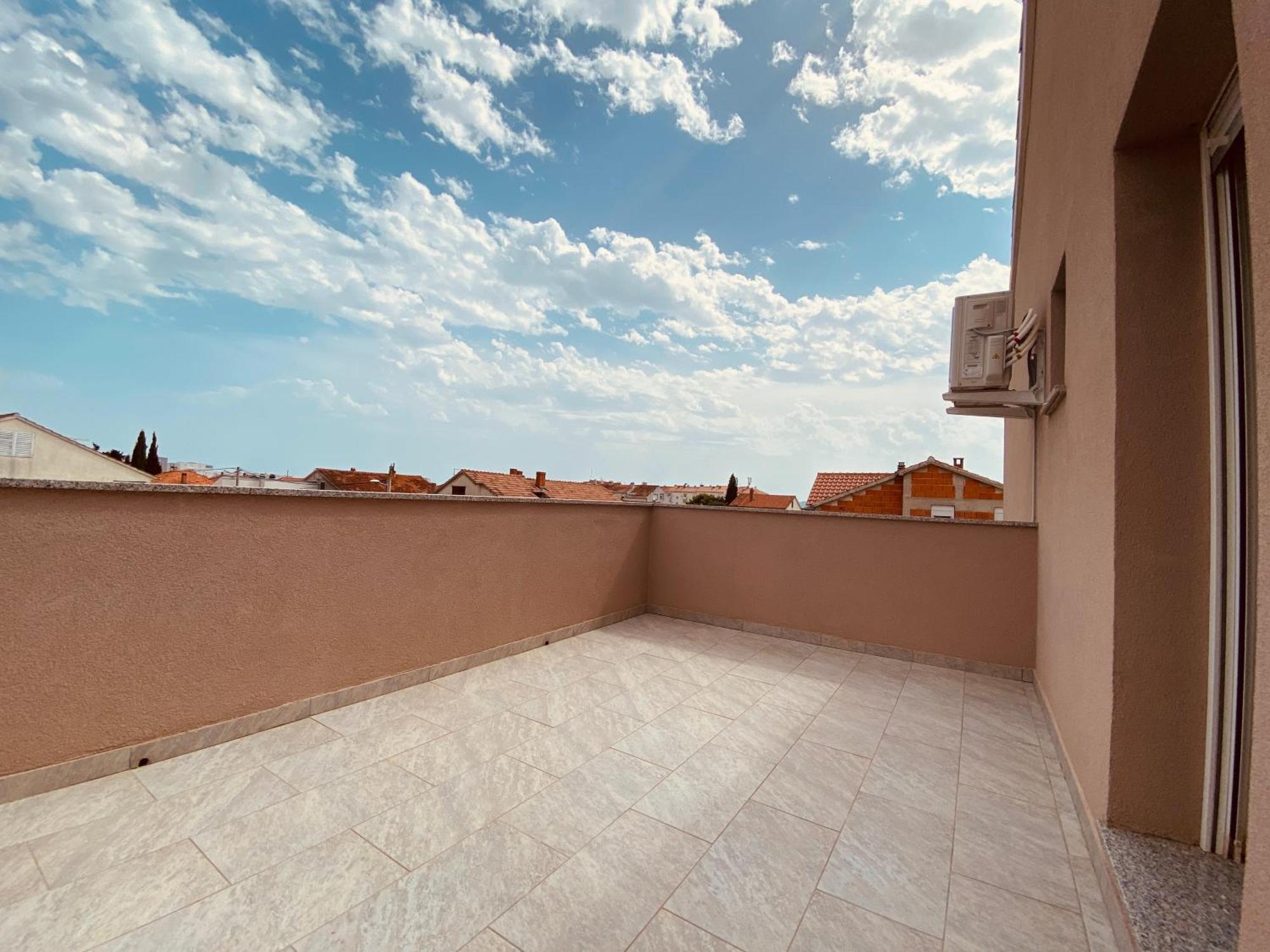 West Apartments Zadar Buitenkant foto